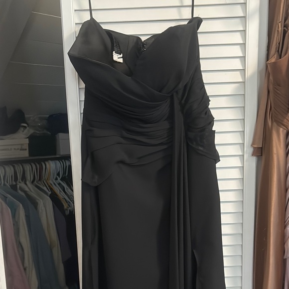 Elegant Black Evening Dress- custom copy of Angelina Jolie’s Oscar Dress - Picture 1 of 7